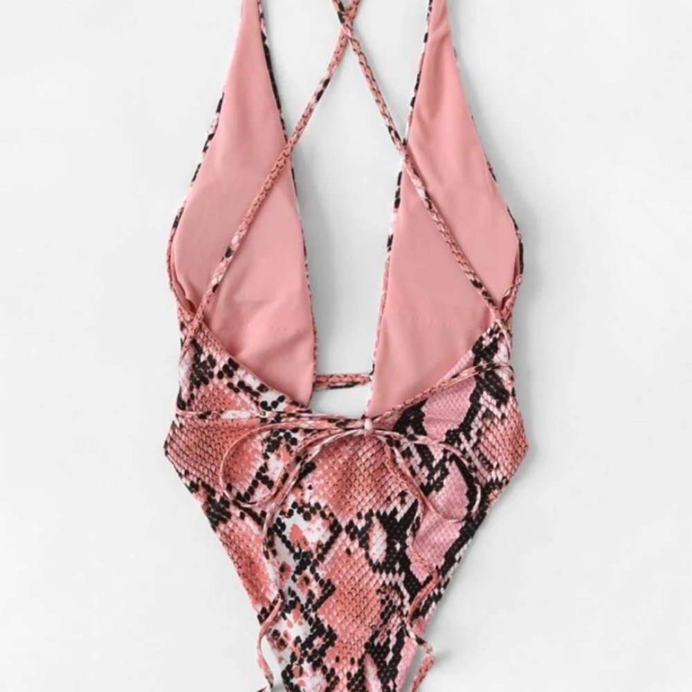 Bathing suit - Picture 2 of 3